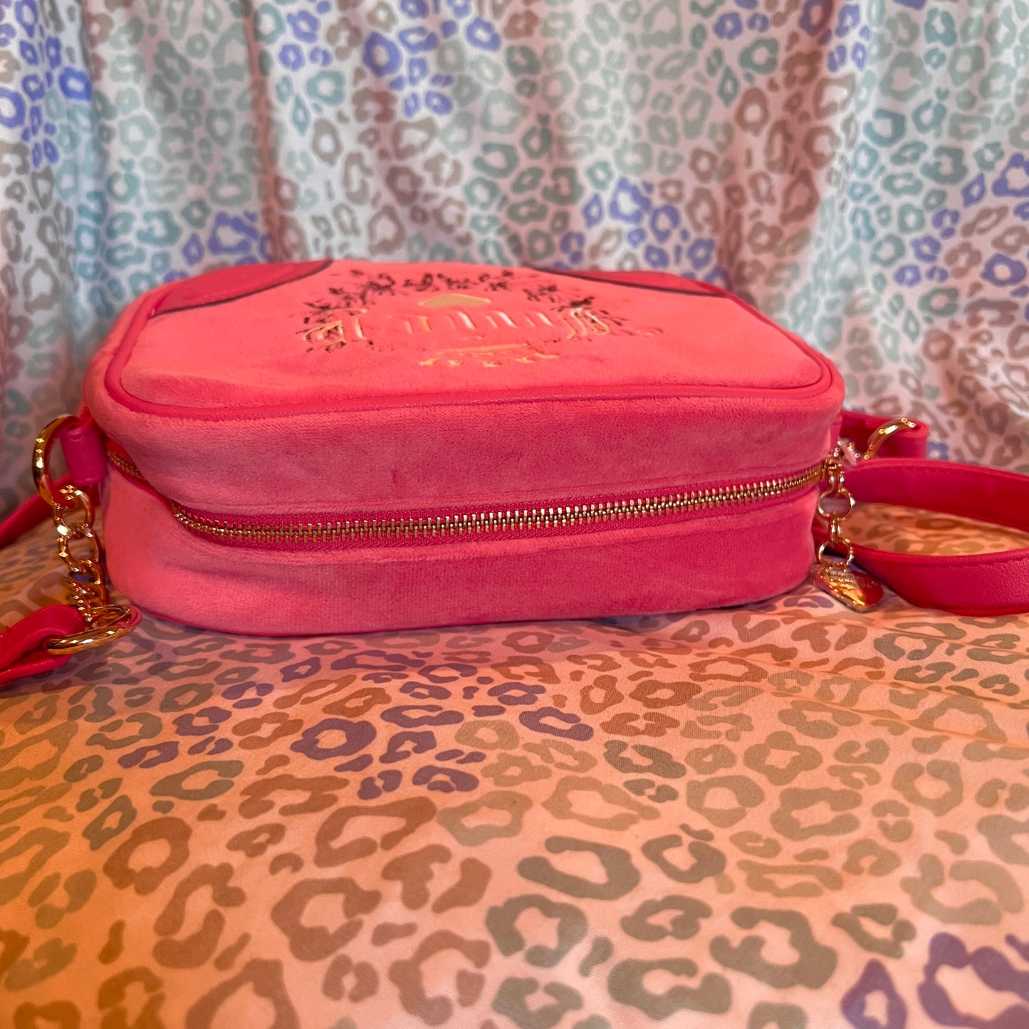 New Pink Juicy Couture Purse Handbag Crossbody Bag Velour Vintage Style MSRP $79