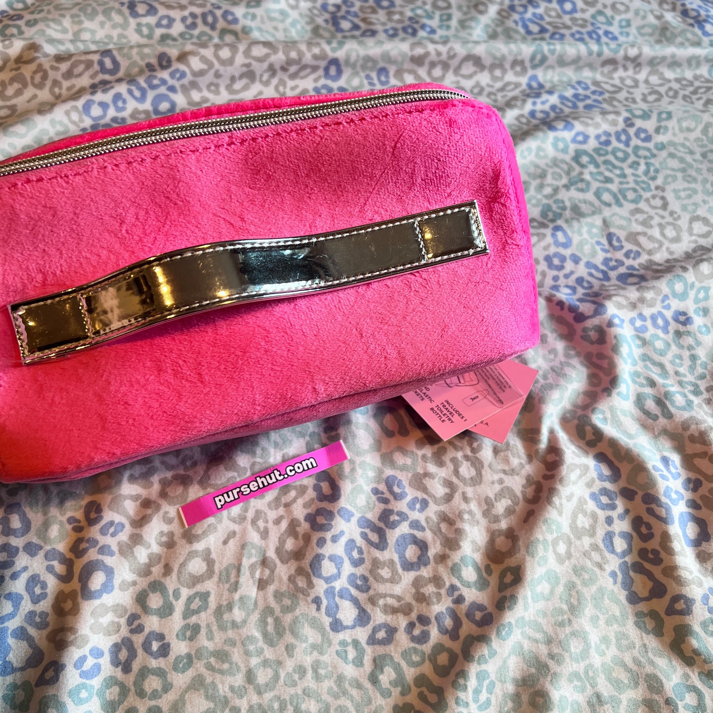 New Pink Juicy Couture Cosmetic Bag Makeup Case Velour NWT