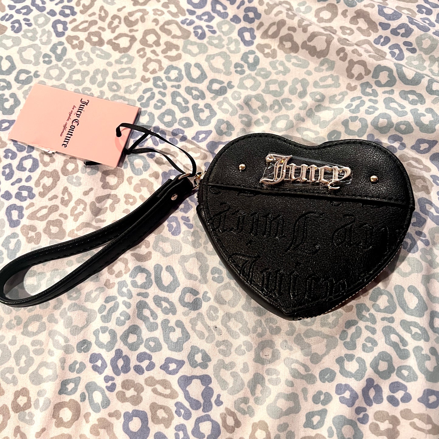New Black Juicy Couture Wallet Wristlet Pouch Clutch Heart Zip Around