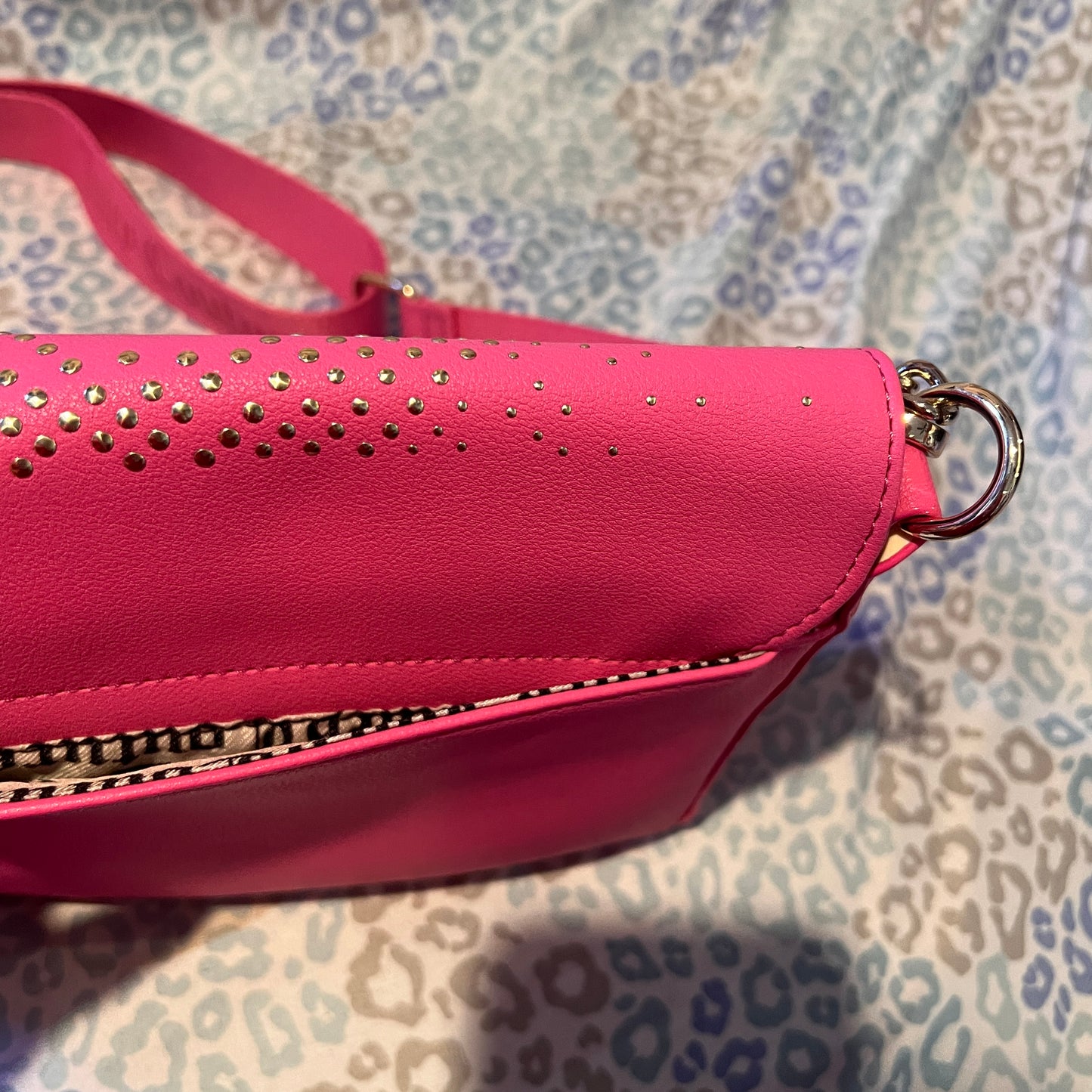 New Hot Pink Juicy Couture Purse Lovely Day Flap Crossbody Bag MSRP $79