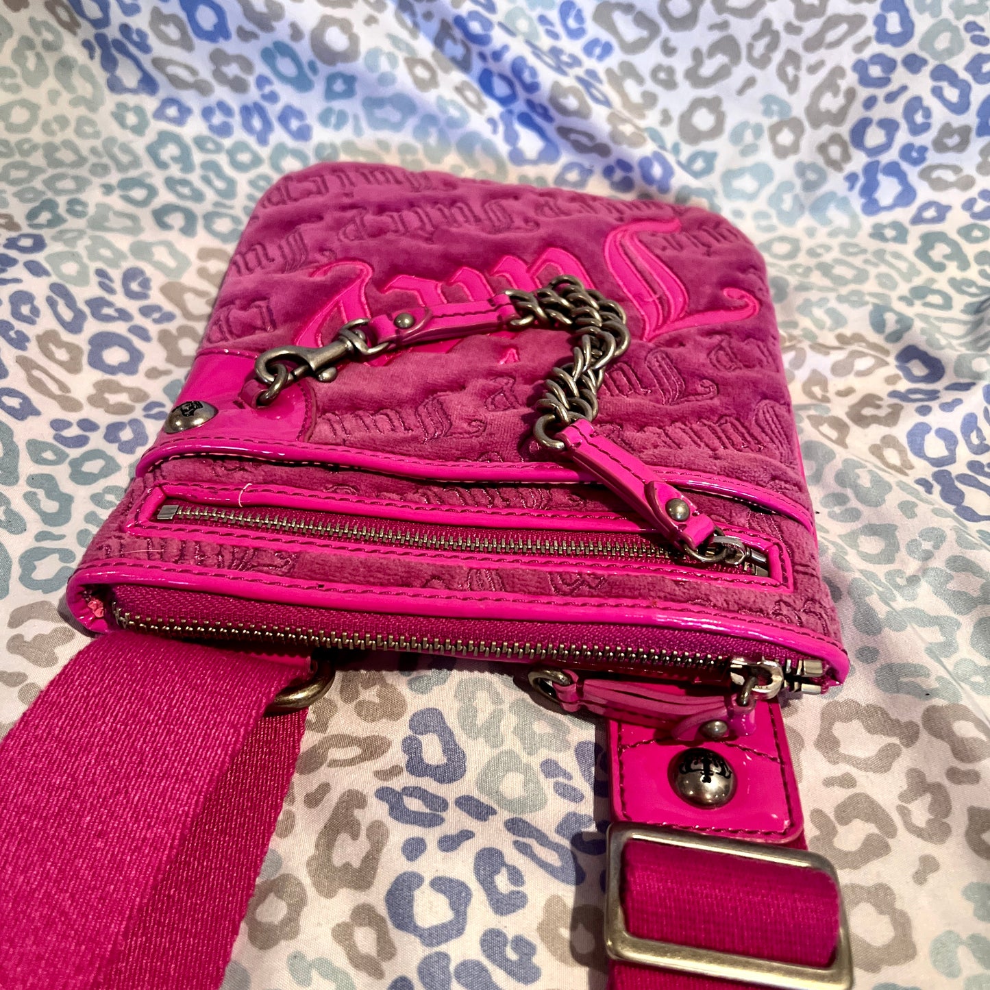 Vintage Pink Juicy Couture Crossbody Bag Purse Velour Y2K Rare