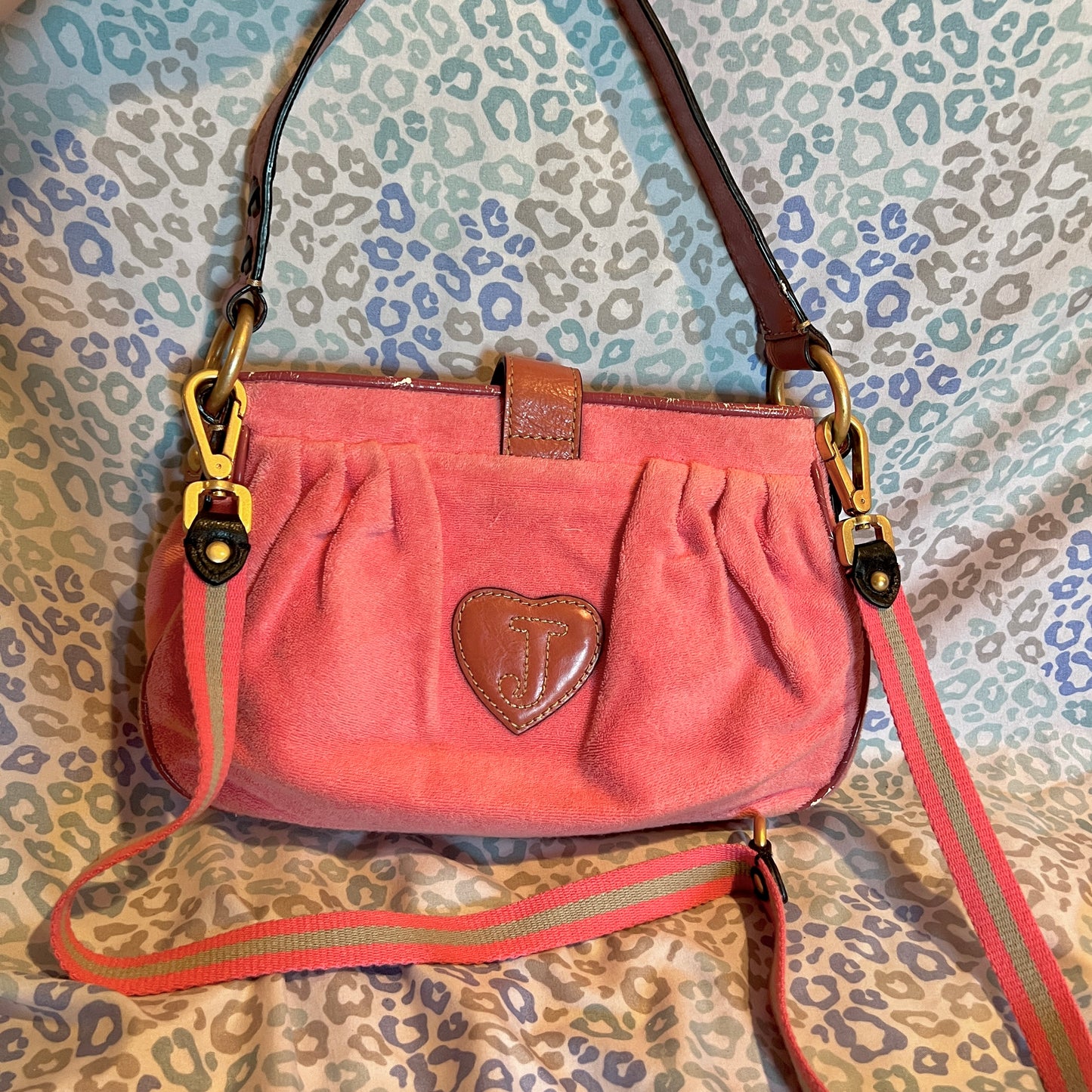 Vintage Pink Juicy Couture Purse Crossbody Bag Terry Cloth Handbag Y2K