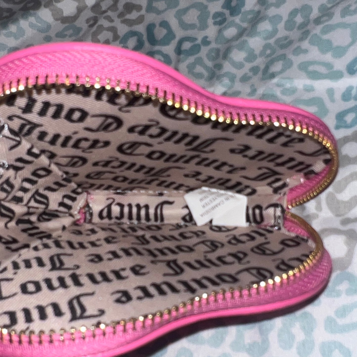 New Pink Juicy Couture Royal Wallet Clutch Coin Purse Card Holder Heart Wristlet