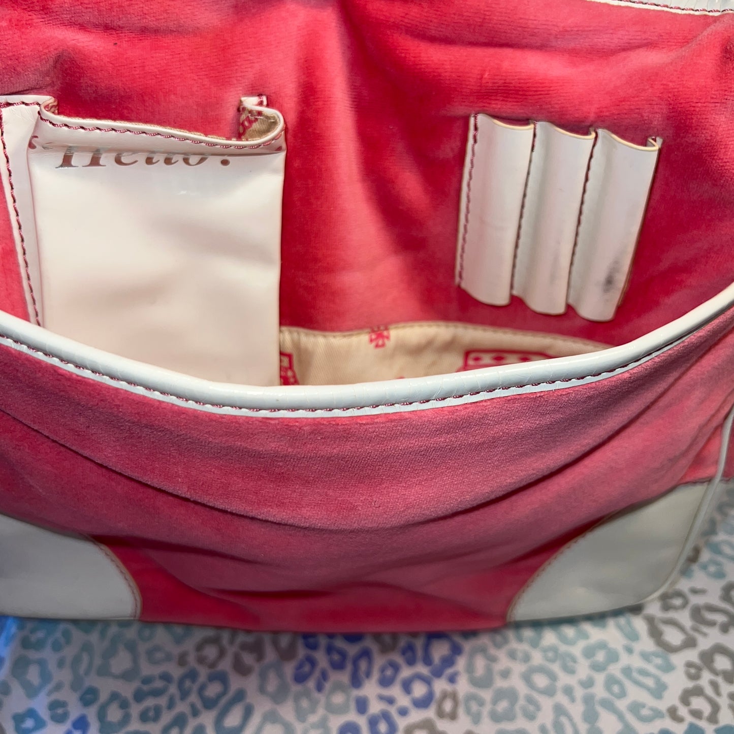 Vintage White Pink Juicy Couture Messenger Bag Purse Handbag Velour Cupcake