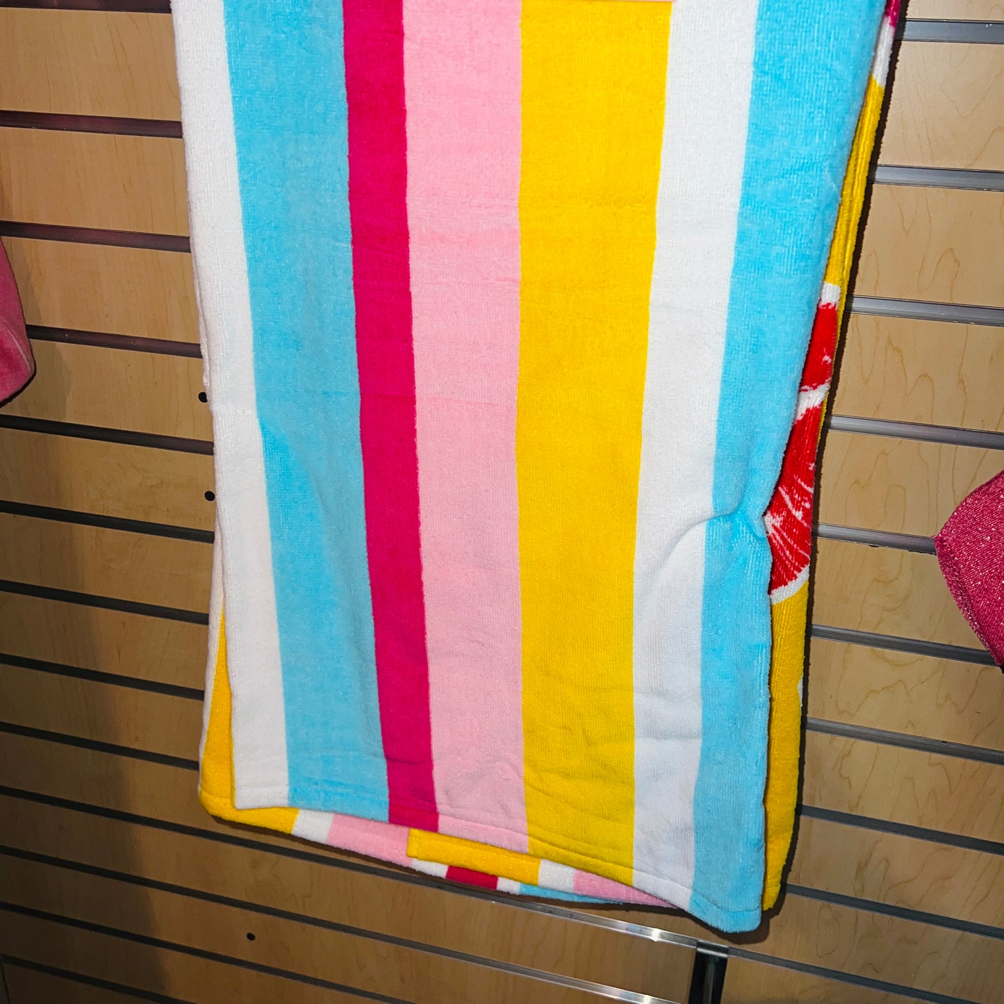 Striped Juicy Couture Beach Towel Los Angeles Home Beach Towel 36“ x 68“ NEW