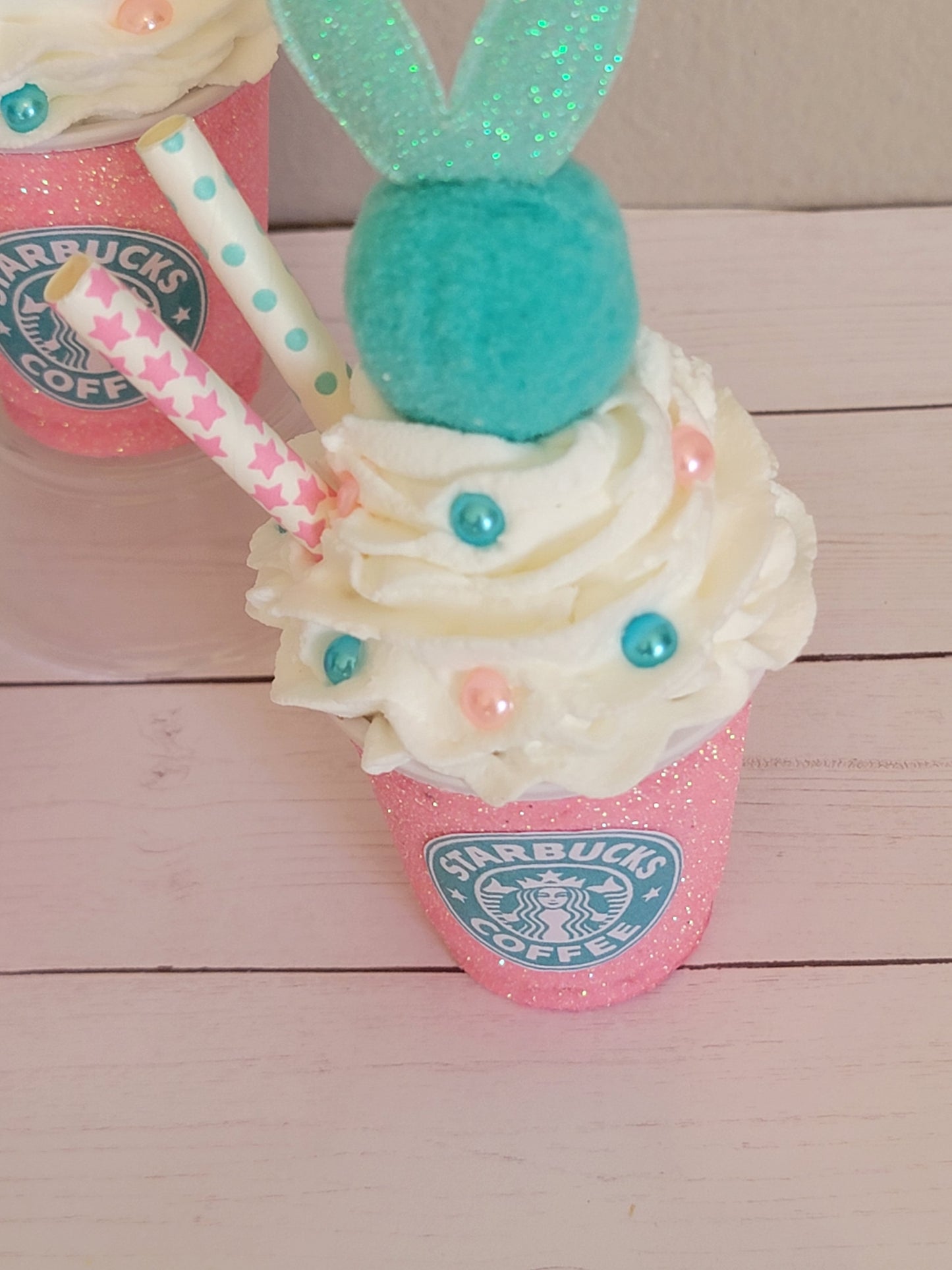 Starbucks Inspired Easter Glittered Mini Cip