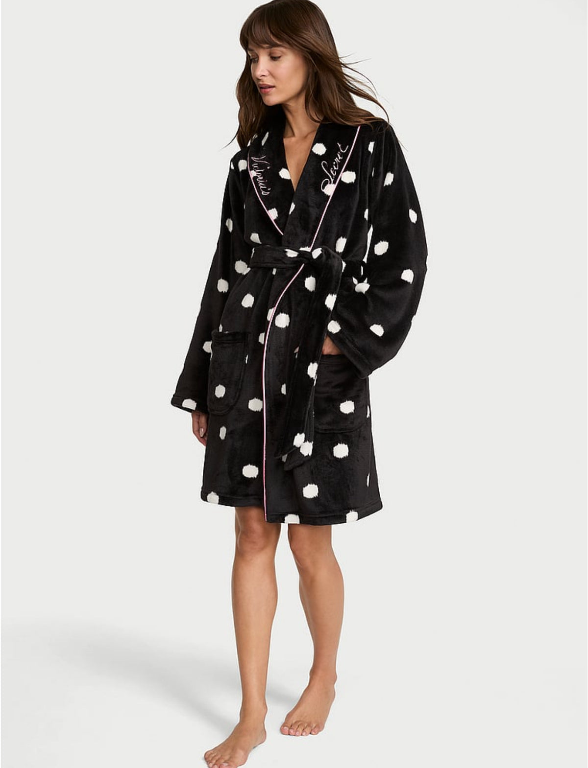 New Black White Polka Dot M/L Victoria’s Secret Cozy Plush Robe Medium Large NWT