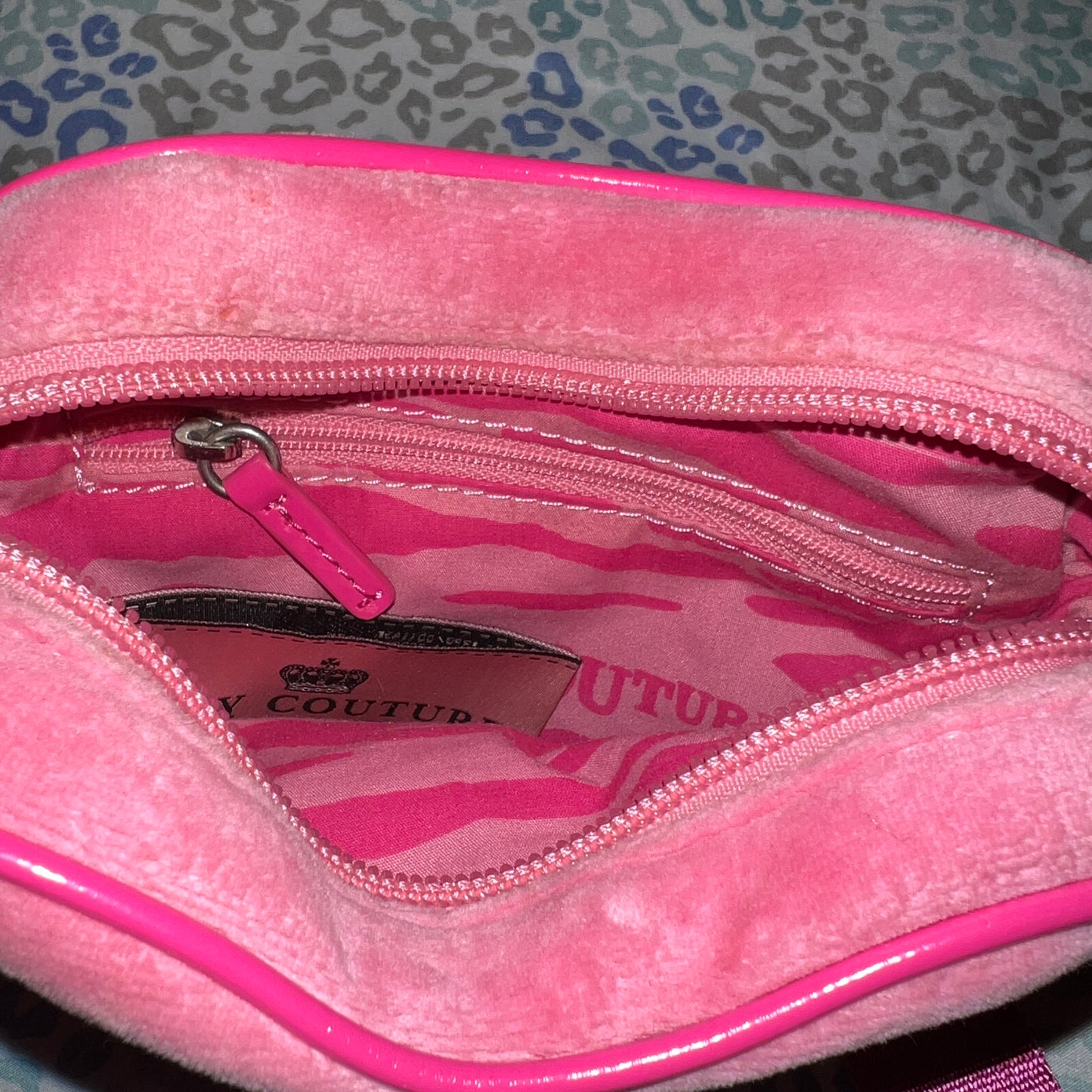 Vintage Rare Hot Pink Juicy Couture Purse Handbag Satchel Bag Velour y2k