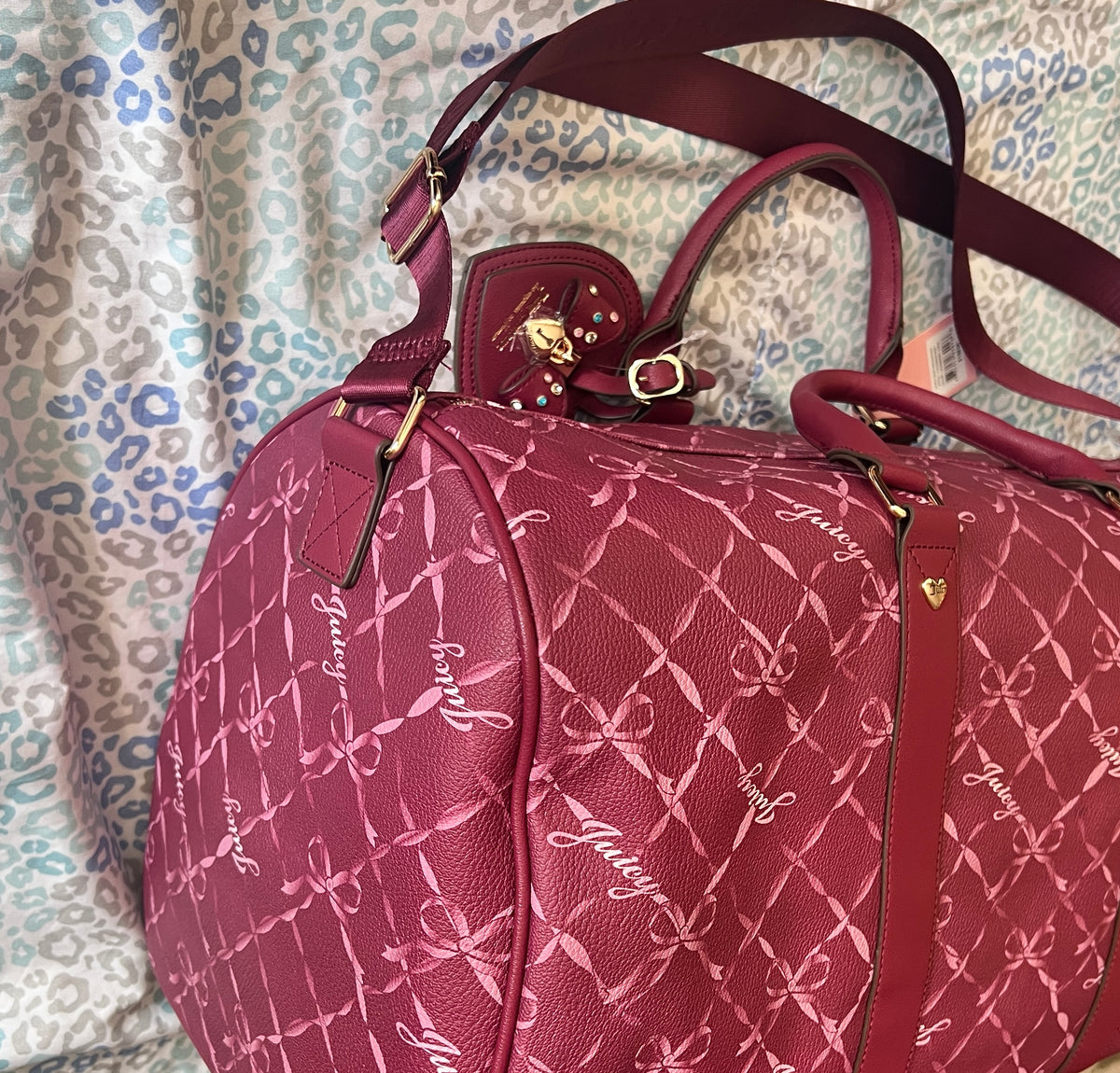 New Maroon Juicy Couture Duffle Bag Travel Purse Bow Weekender + Bag Charm