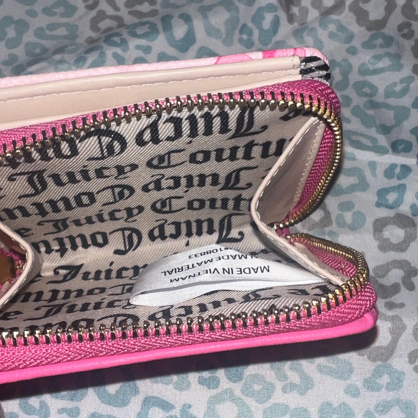 New Pink Juicy Couture Wallet Ribbon Viral Coin Purse Card Holder