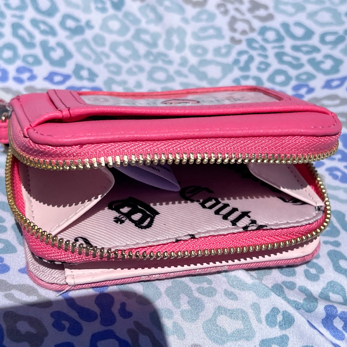 New Pink Juicy Couture Wallet Card Holder Wristlet Coin Purse Crown Love