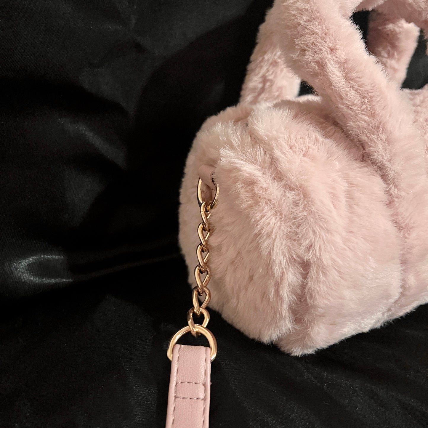 New Pink Juicy Couture Crossbody Bag Purse Fluffy Faux Fur