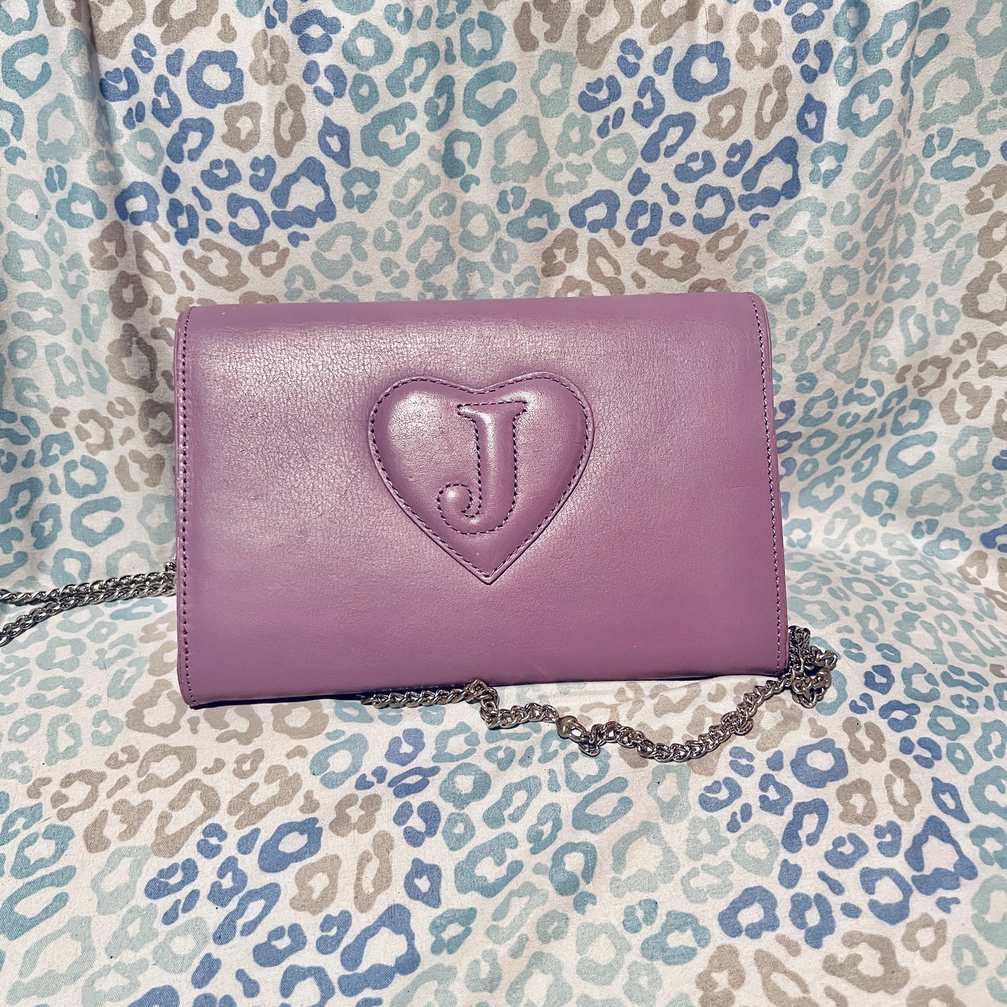 Vintage Purple Juicy Couture Crossbody Bag Purse Handbag Y2K Leather

#vintagejuicycouture #juicycouture #juicybag #juicypurse #y2k #juicycouturepurse #y2kpurse #mcbling