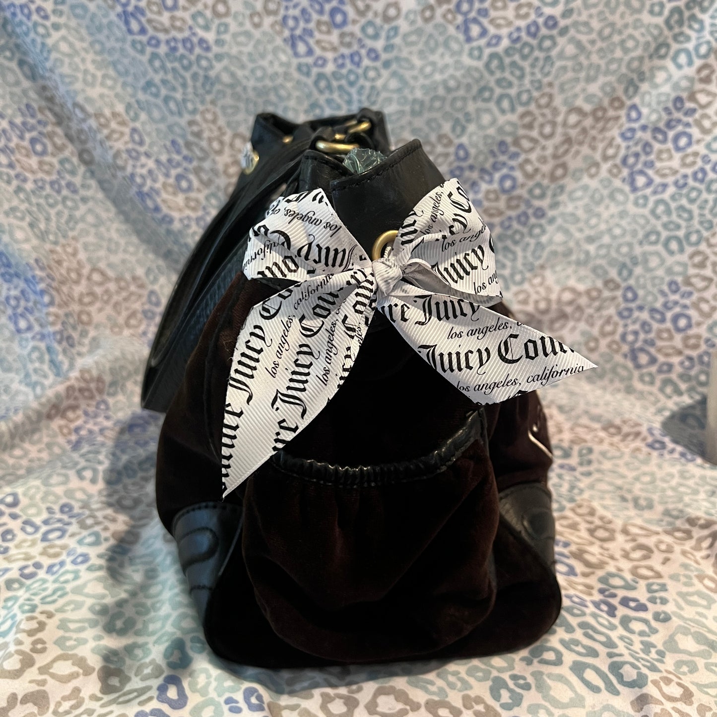 Vintage Black Juicy Couture Tote Bag Purse Handbag Velour Scottie Dog Daydreamer

#vintagejuicycouture #juicycouture #juicybag #juicypurse #y2k #juicycouturepurse #y2kpurse #mcbling #liveforjuicy