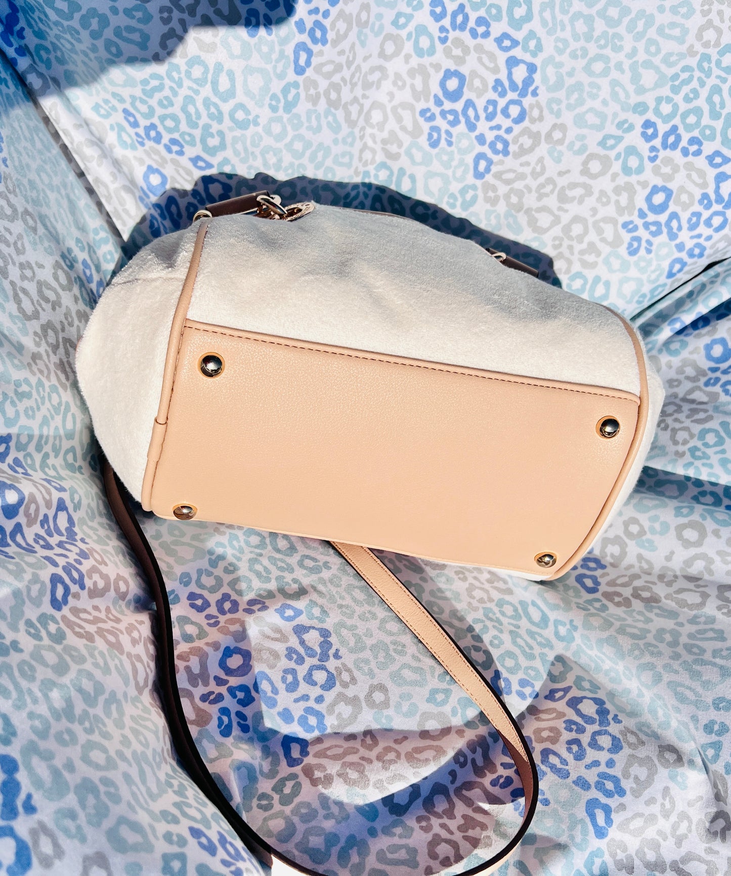 New Tan Cream Juicy Couture Purse Bowler Bag Handbag Terry Cloth Ice Cream Charm