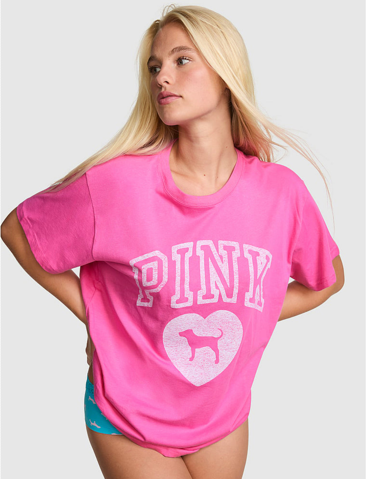 New Medium Victoria’s Secret PINK T Shirt Top Sizzling Strawberry Heart